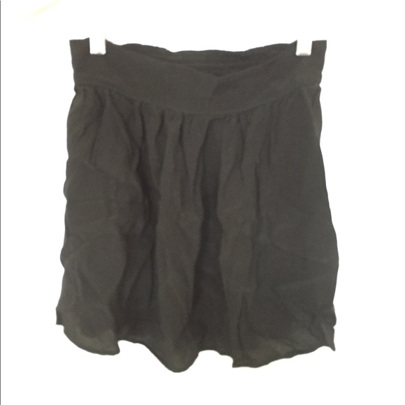 💥 Black Garage Flowy Mini Skirt - Picture 4 of 4